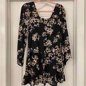 Socialite Black Floral Dress LIKE NEW